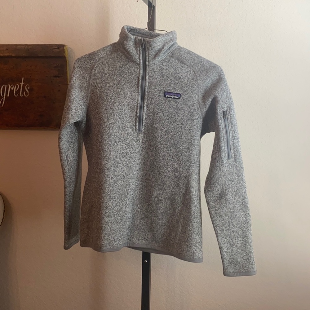 Patagonia grey pullover